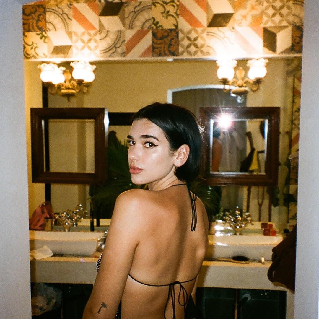 dua-lipa-sexy-grammy-awarded-singer-4 dua lipa sexy grammy awarded singer 4