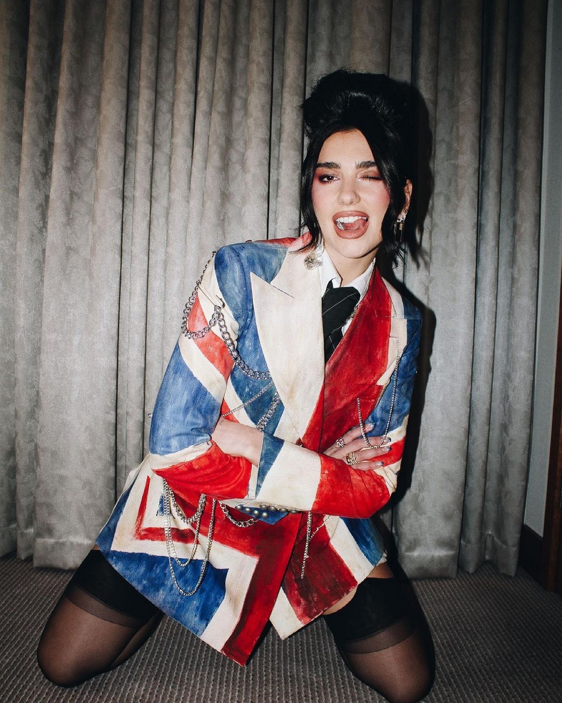 dua-lipa-sexy-in-black-stockings-thefappening-cfd-7 dua lipa sexy in black stockings thefappening cfd 7