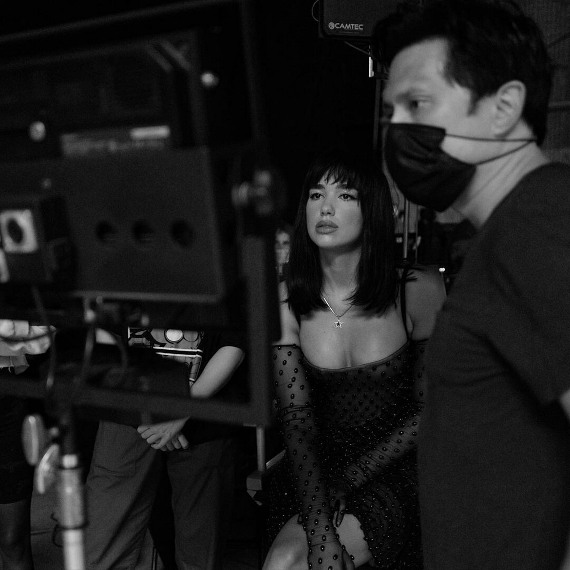 dua-lipa-sexy-on-the-set-of-levitating-music-video-thefappeningpro-13 dua lipa sexy on the set of levitating music video thefappeningpro 13