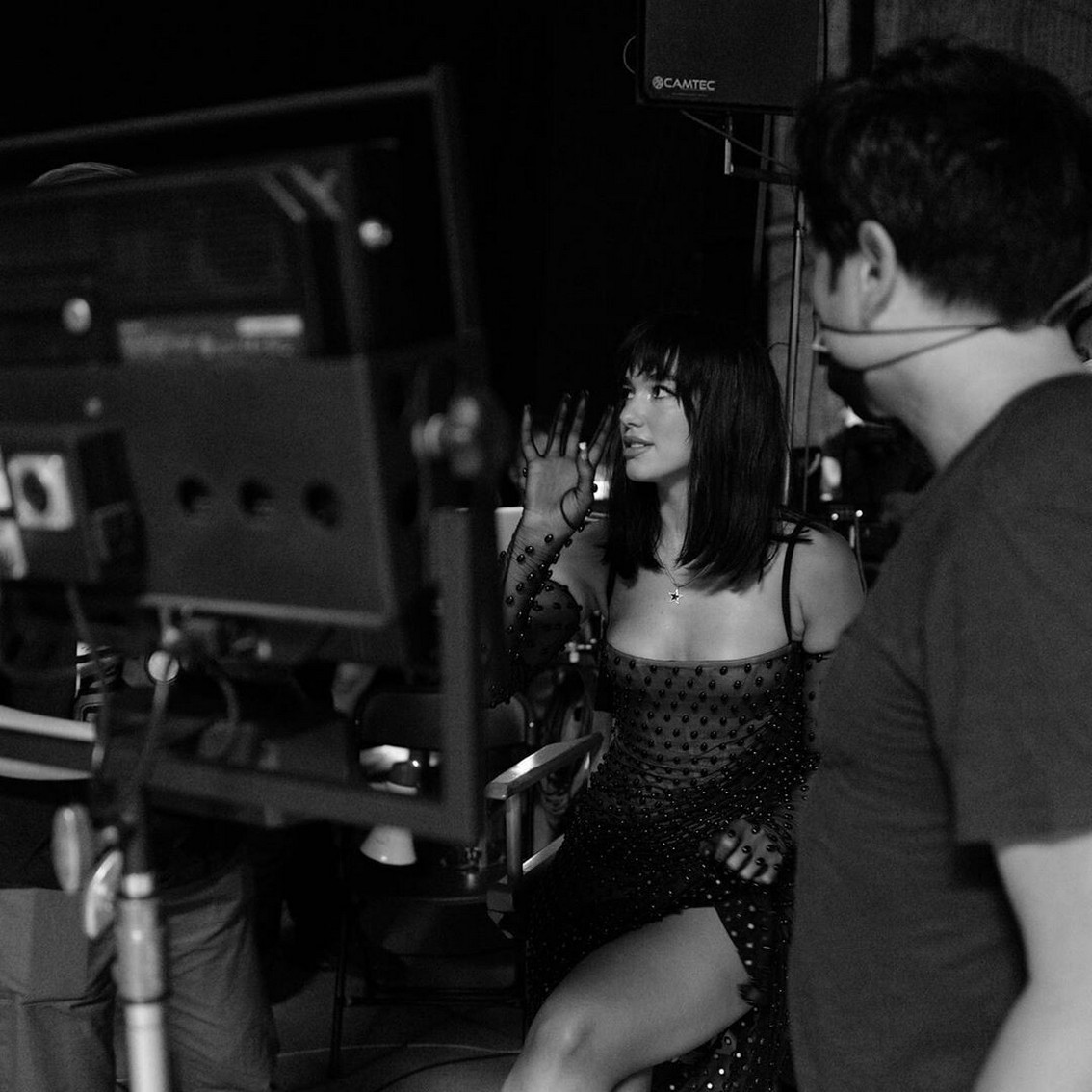 dua-lipa-sexy-on-the-set-of-levitating-music-video-thefappeningpro-14 dua lipa sexy on the set of levitating music video thefappeningpro 14