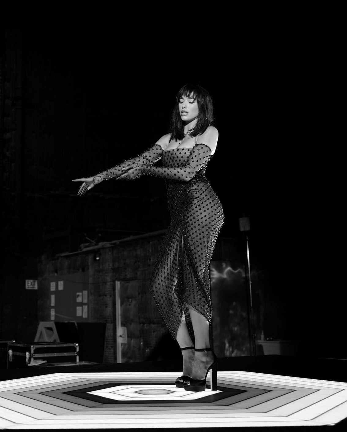 dua-lipa-sexy-on-the-set-of-levitating-music-video-thefappeningpro-2 dua lipa sexy on the set of levitating music video thefappeningpro 2