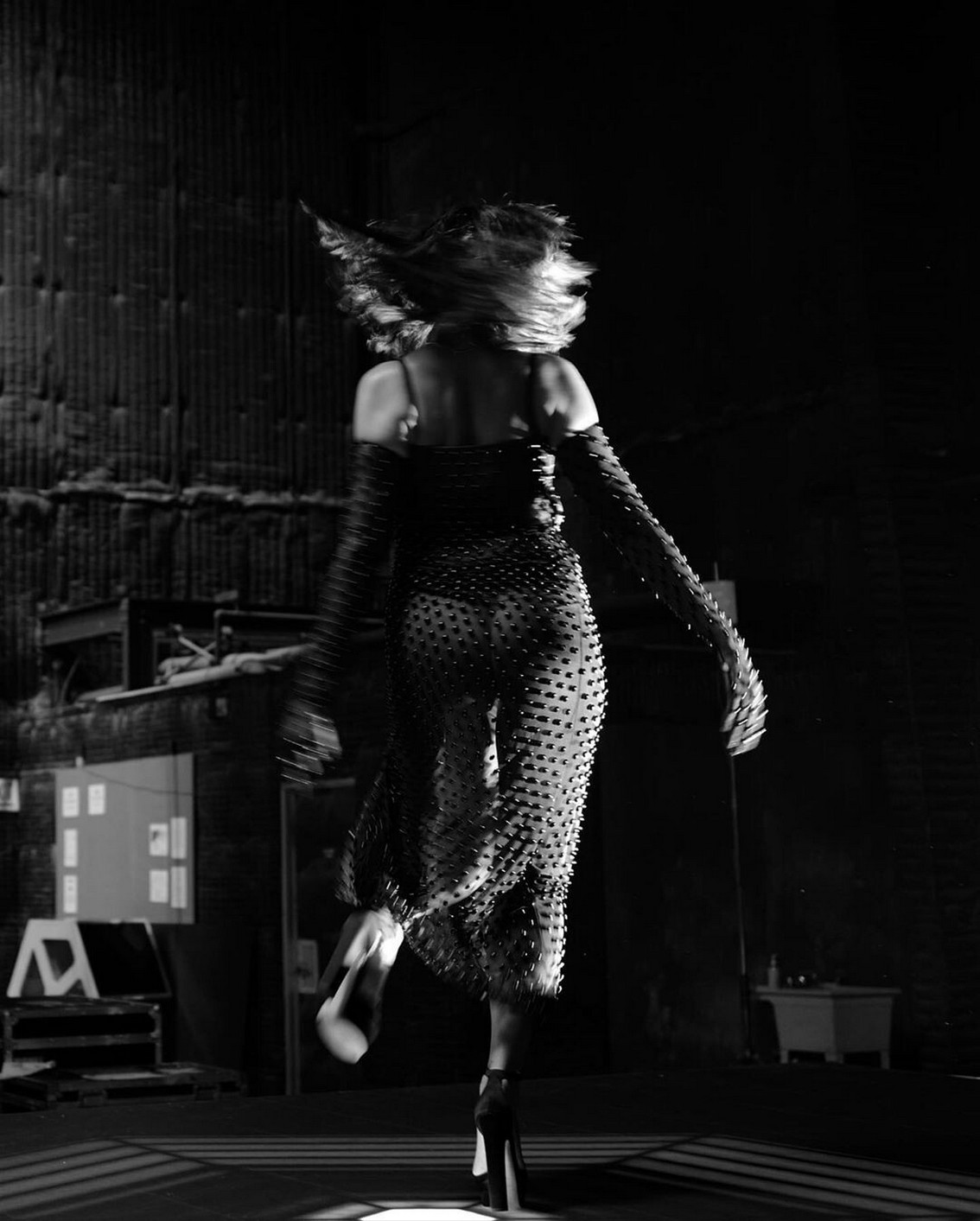 dua-lipa-sexy-on-the-set-of-levitating-music-video-thefappeningpro-3 dua lipa sexy on the set of levitating music video thefappeningpro 3