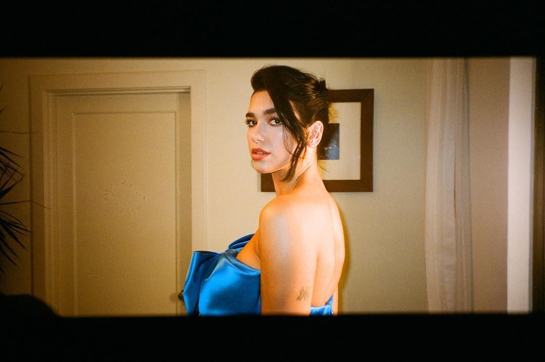 dua-lipa-sexy-tits-15 dua lipa sexy tits 15