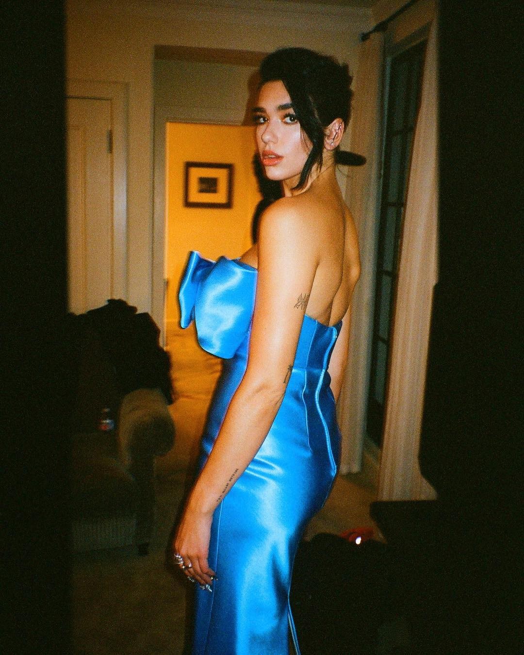dua-lipa-sexy-tits-20 dua lipa sexy tits 20