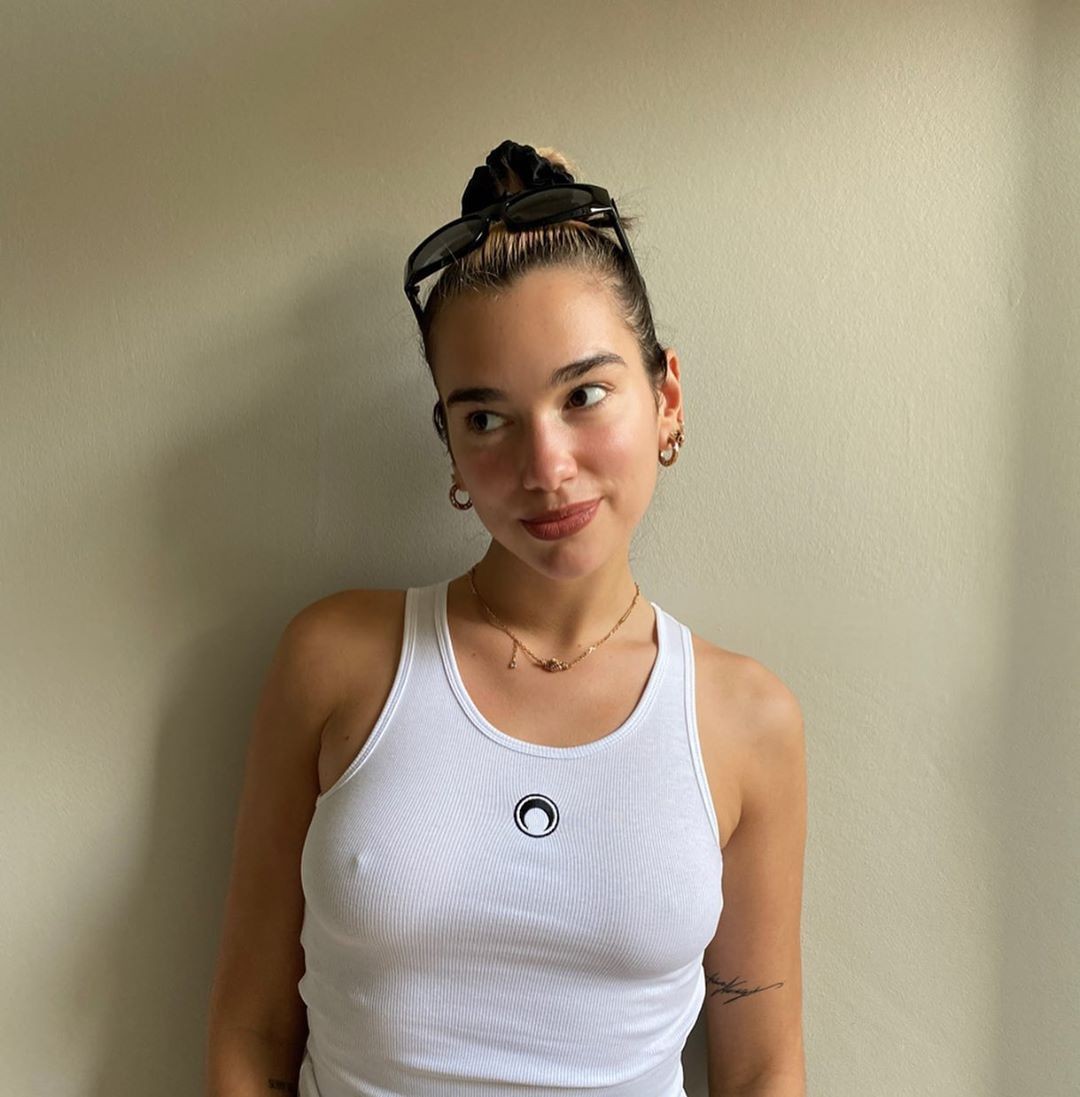 dua-lipa-showed-her-tits-with-hard-nipples-braless-thefappening-pro-2-1 dua lipa showed her tits with hard nipples braless thefappening pro 2 1