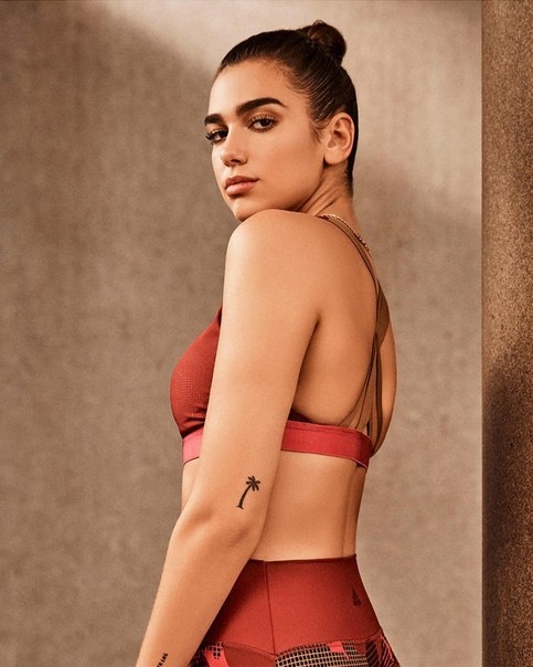 dua-lipa-tattoos-thefappening-cfd-23 dua lipa tattoos thefappening cfd 23
