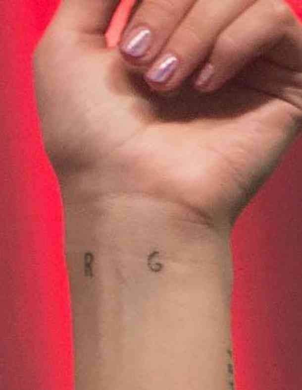 dua-lipa-tattoos-thefappening-cfd-9 dua lipa tattoos thefappening cfd 9