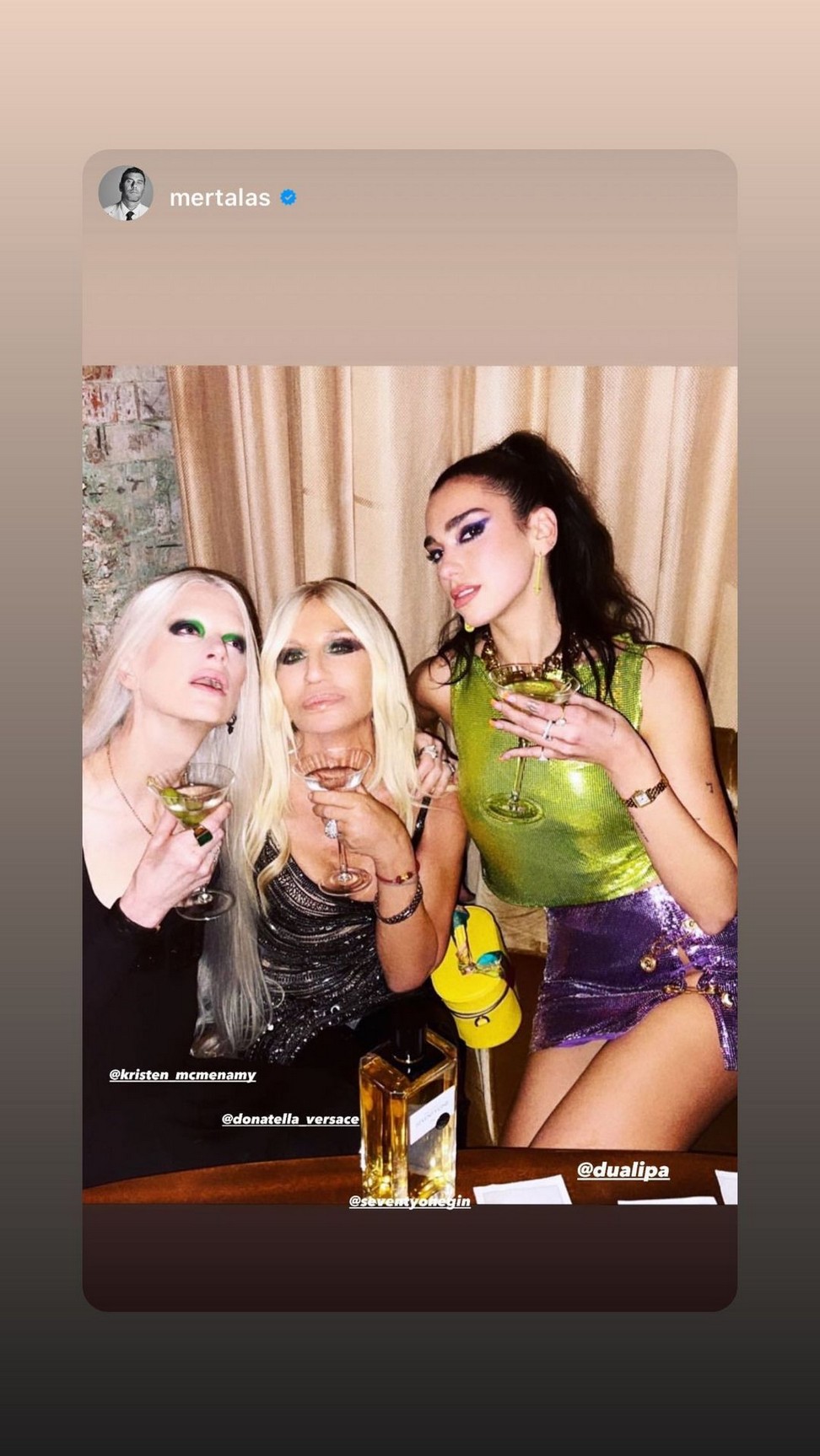 dua-lipa-upskirt-thefappening-cfd-16 dua lipa upskirt thefappening cfd 16