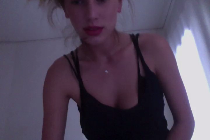 dylan-penn-nude-34-fappening-2017 Dylan-Penn-Nude-34-Fappening-2017