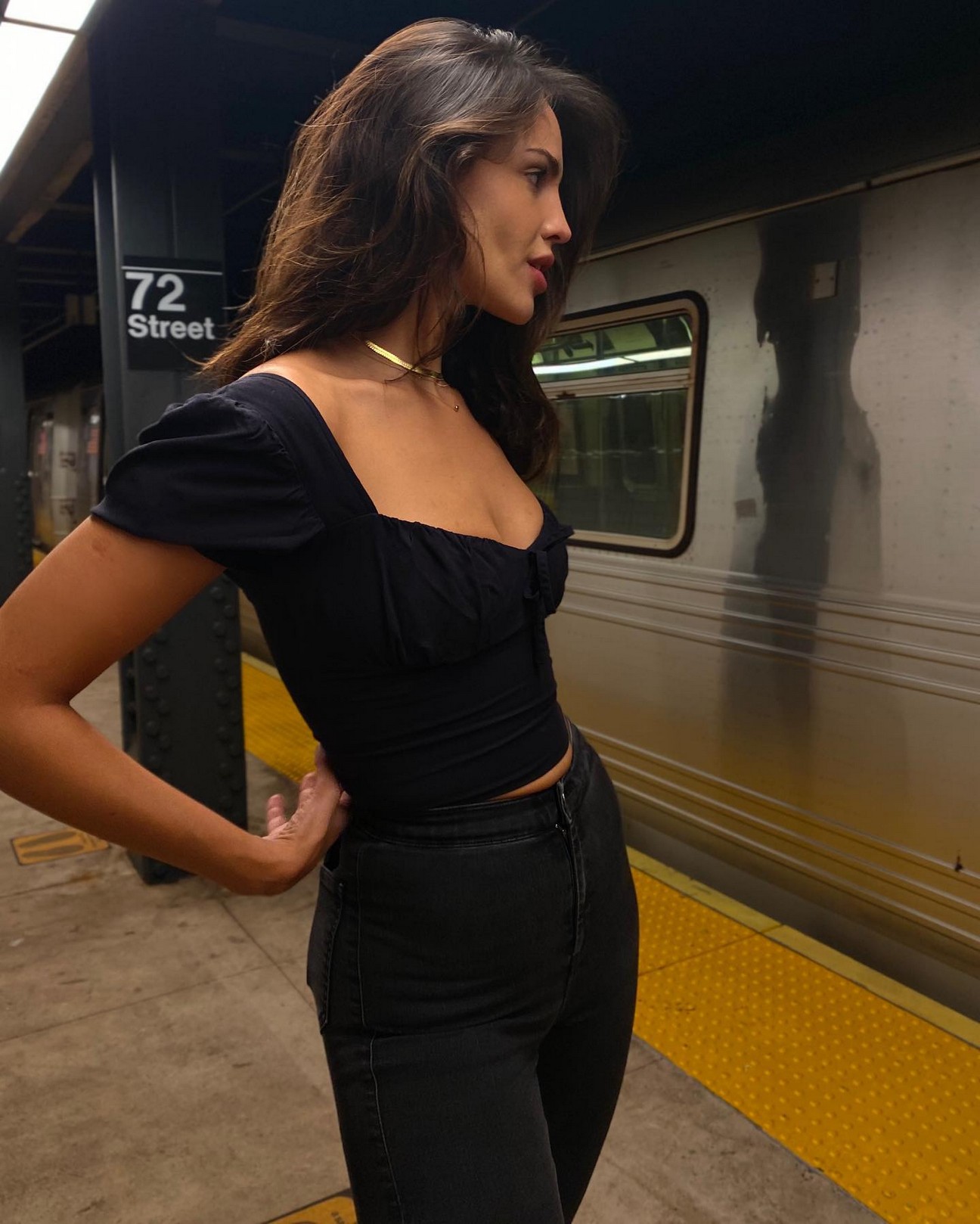 eiza-gonzalez-cleavage-thefappeningpro-7 eiza gonzalez cleavage thefappeningpro 7