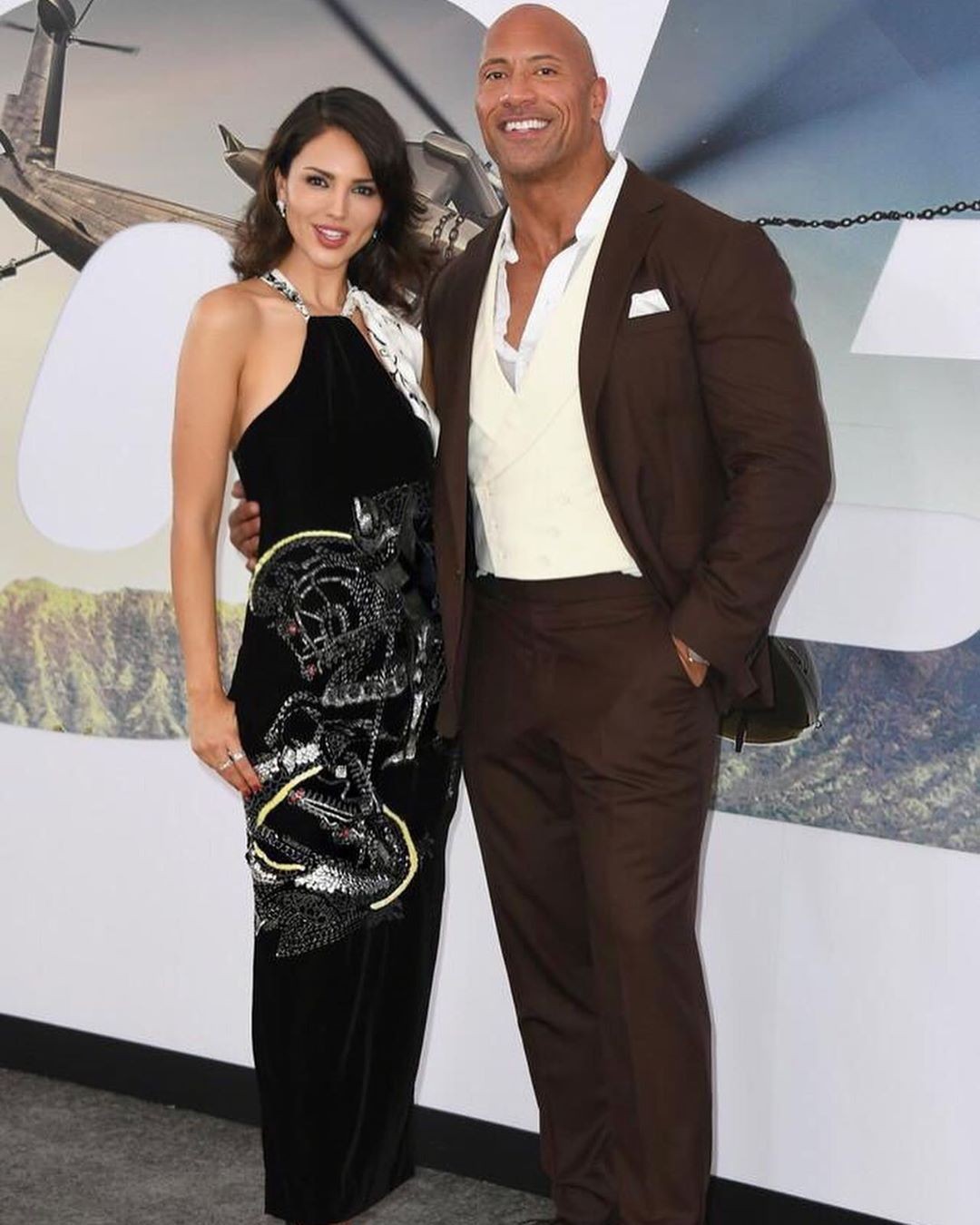 eiza-gonzalez-sexy-hobbs-shaw-premiere-3 eiza gonzalez sexy hobbs shaw premiere 3