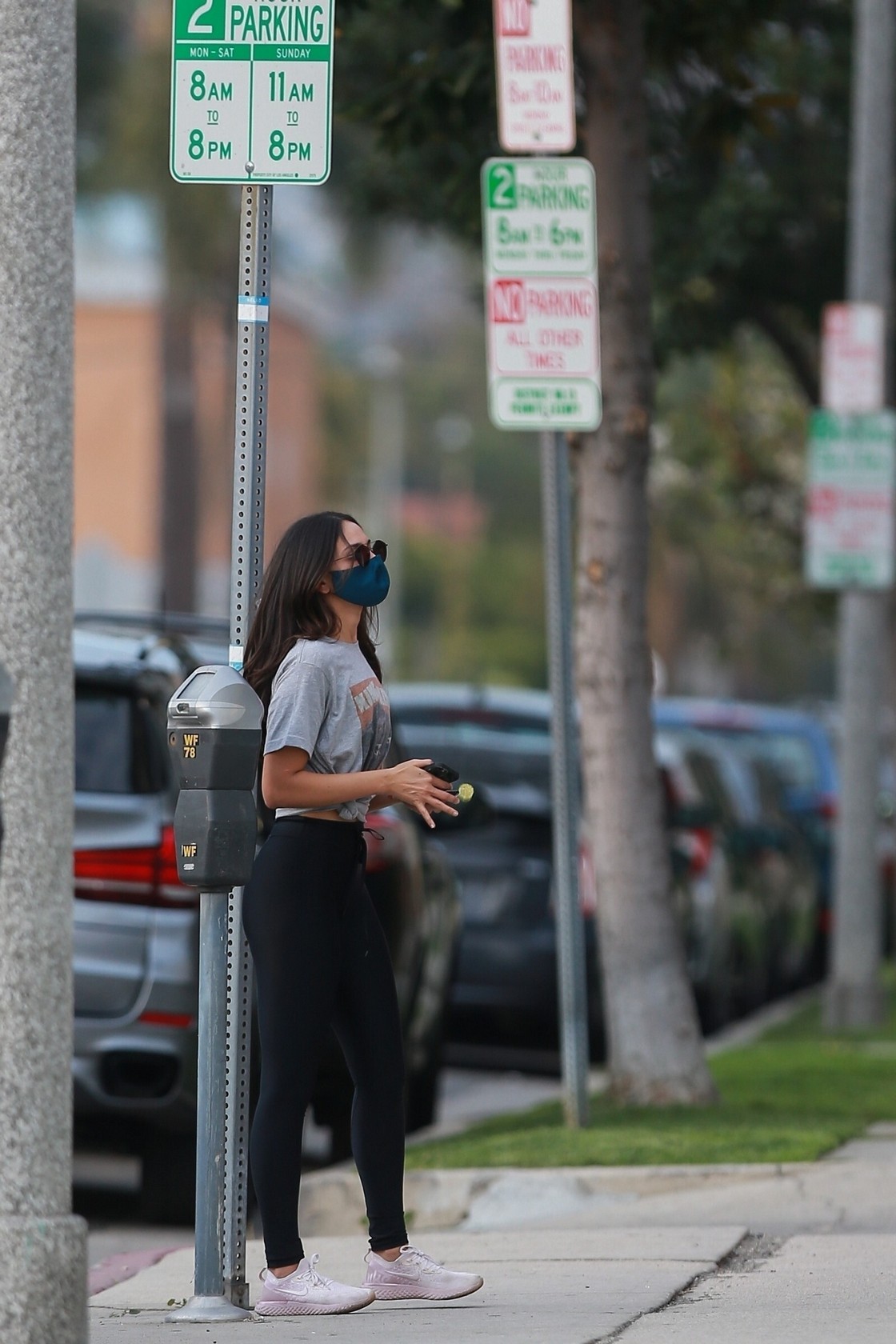 eiza-gonzalez-showed-off-her-ass-in-tight-leggings-thefappening-cfd-15 eiza gonzalez showed off her ass in tight leggings thefappening cfd 15