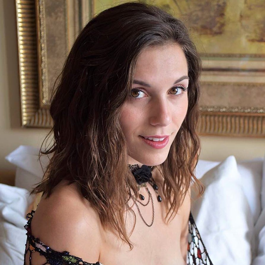 elena-generi-nude-14 elena generi nude 14