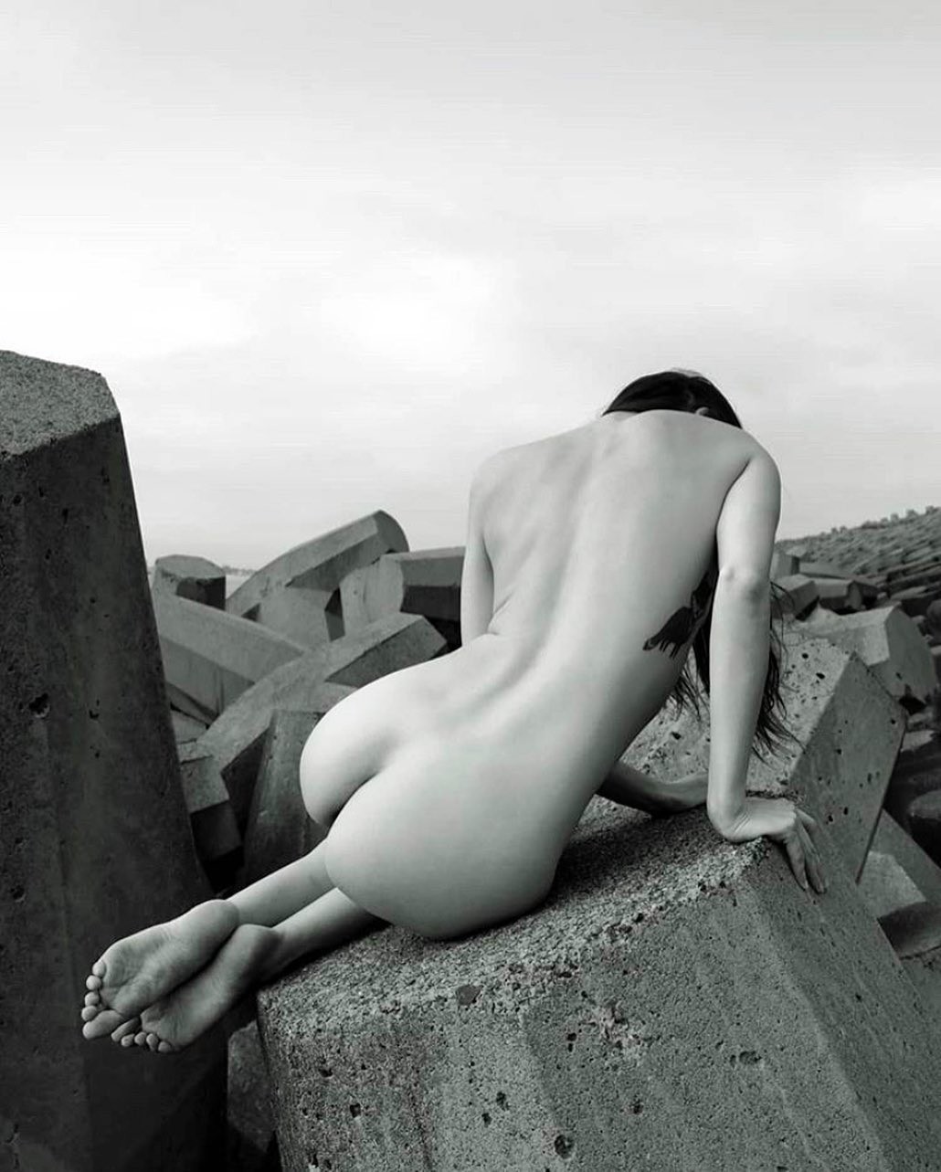 elilith-noir-nude-thefappening-cfd-27 Elilith Noir B/W Photos