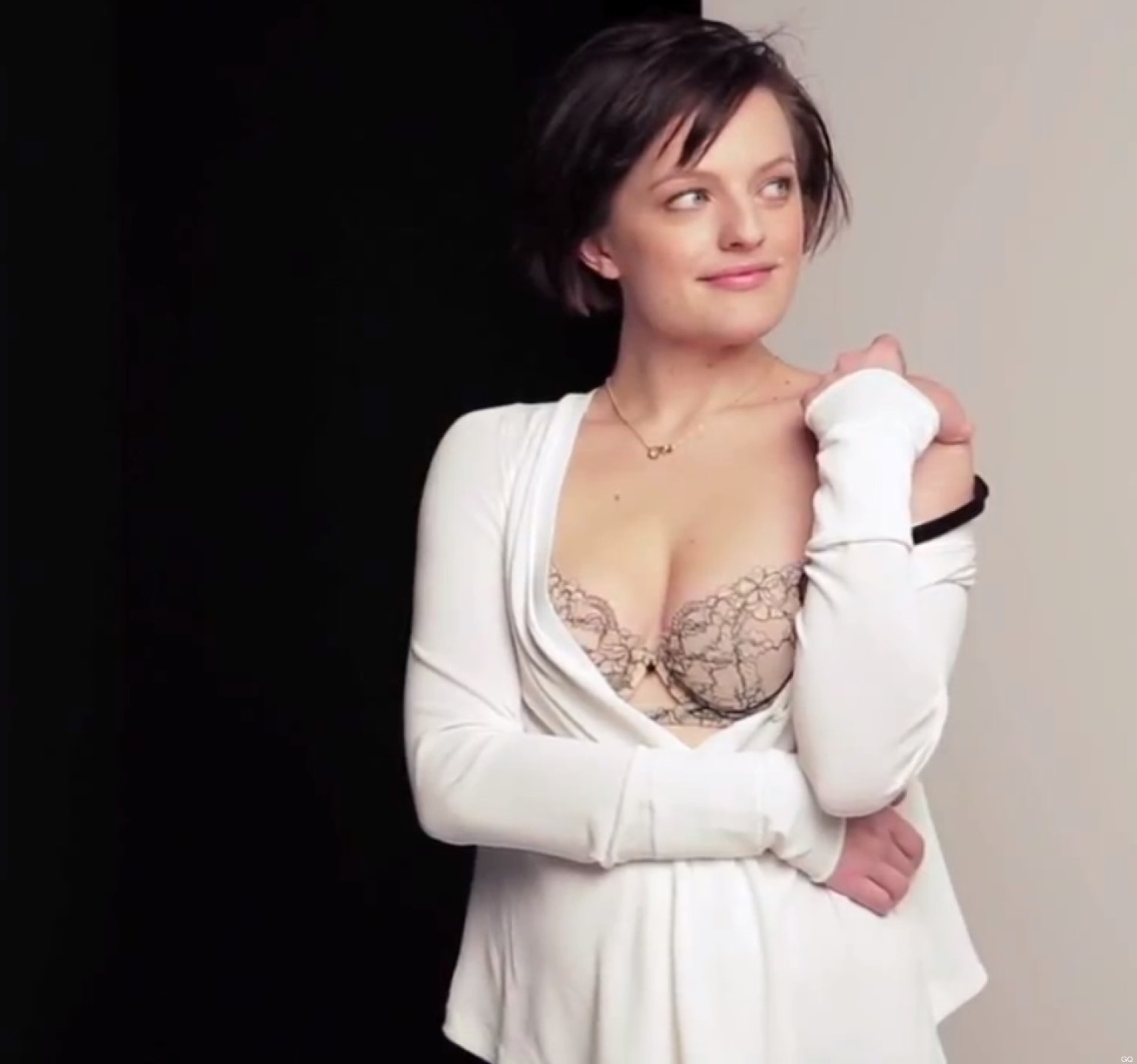 elisabeth-moss-sexy-thefappening-34 elisabeth moss sexy thefappening 34