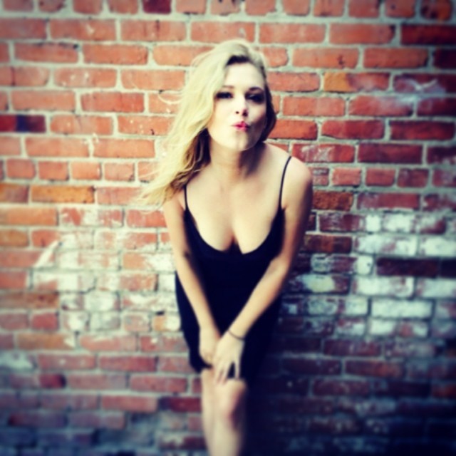 eliza-taylor-nude-fappening-5 Eliza-Taylor-Nude-Fappening-5