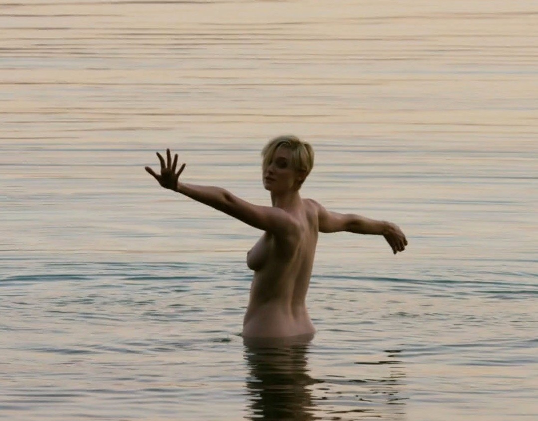 elizabeth-debicki-nude-sexy-4 Elizabeth-Debicki-Nude-Sexy-4