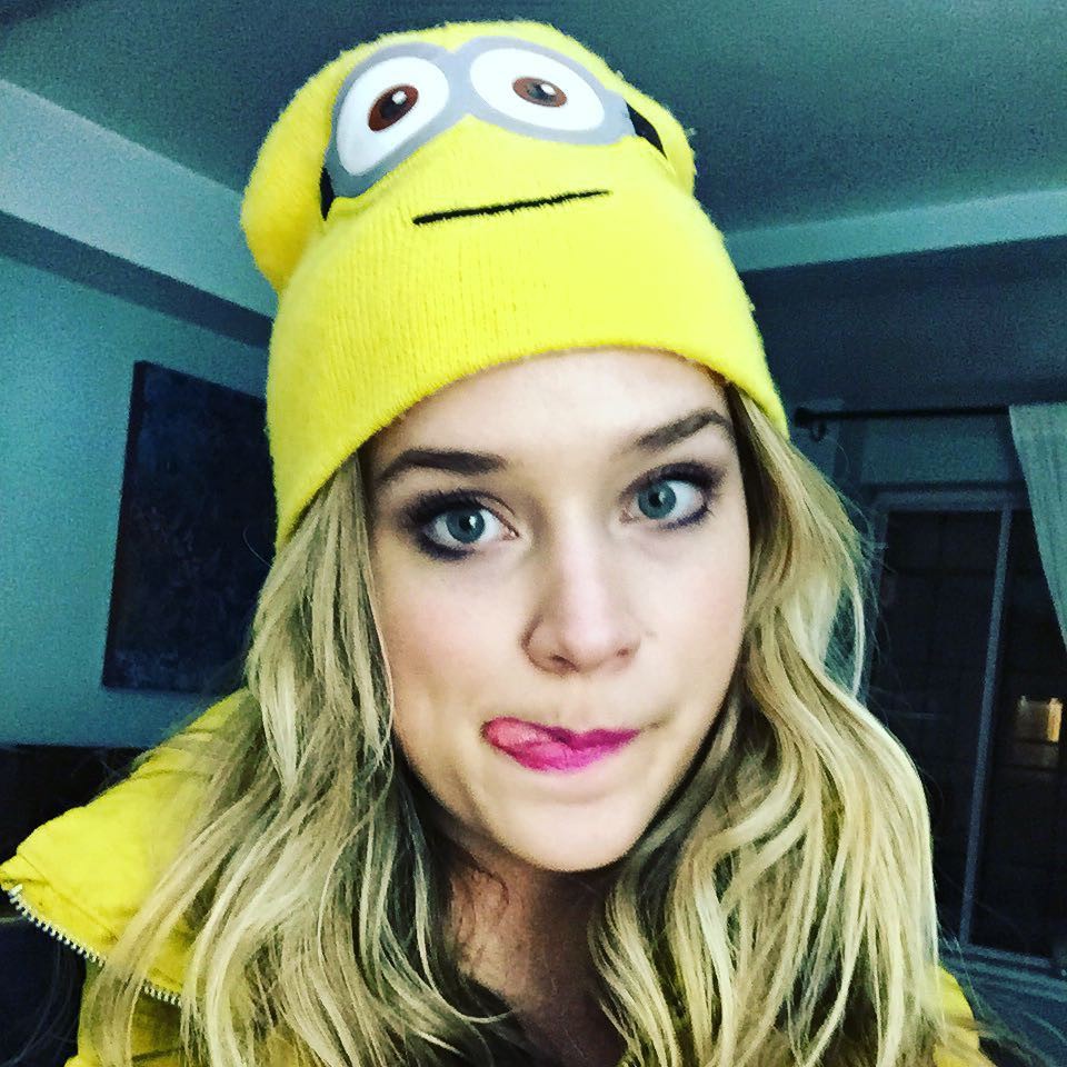 elizabeth-lail-sexy-thefappening-pro-5 Elizabeth Lail Sexlfie