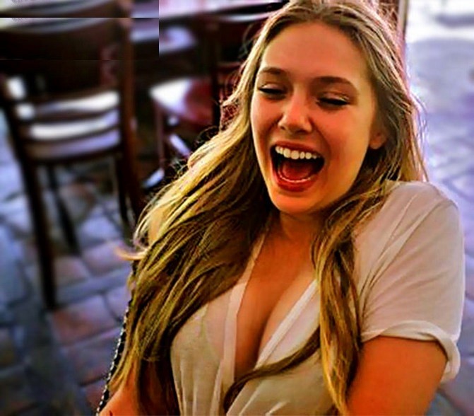 elizabeth-olsen-nude-sexy-5 elizabeth olsen nude sexy 5