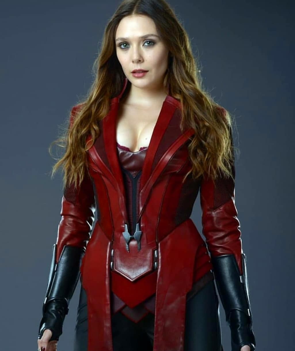 elizabeth-olsen-sexy-tits-15 elizabeth olsen sexy tits 15