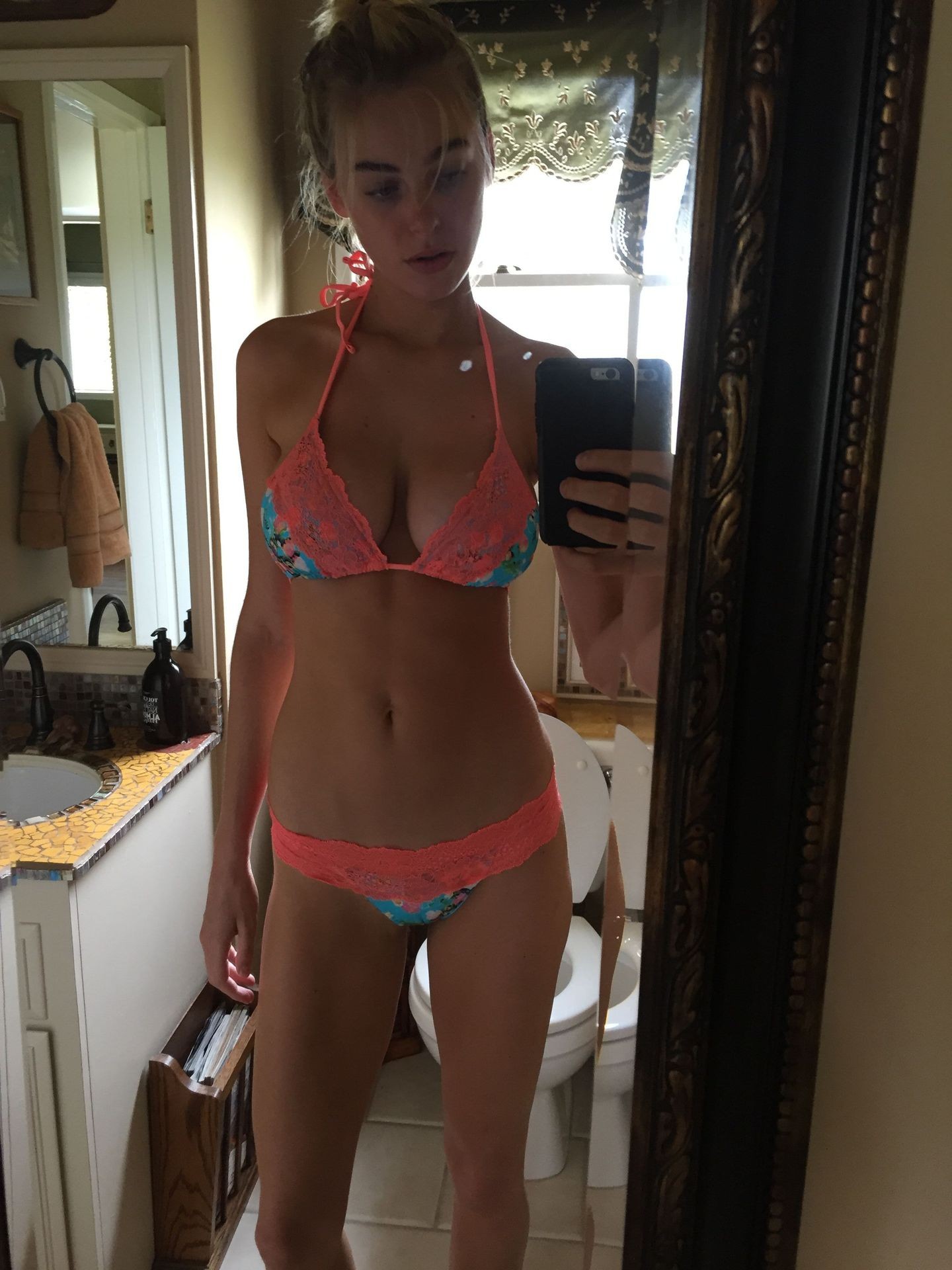 elizabeth-turner-leaked-sexy-54 elizabeth turner leaked sexy 54