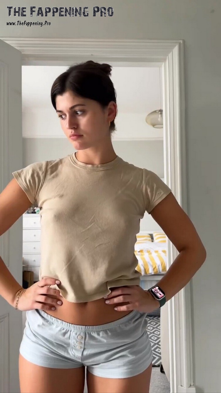 elle-edwards-naked-thefappening-cfd-3 Elle Edwards See Through Nudity
