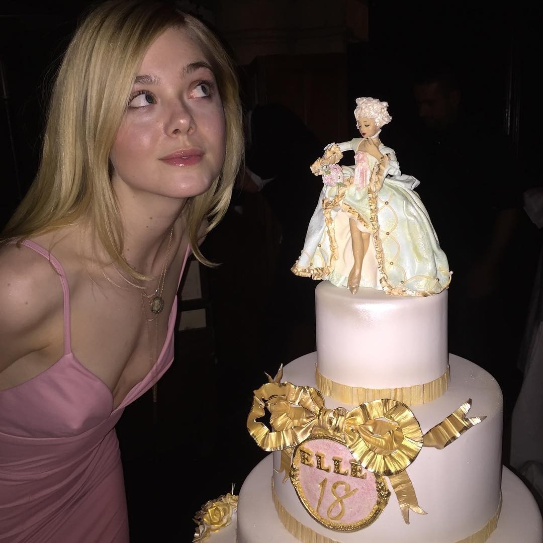 elle-fanning-exhibited-1 elle fanning exhibited 1