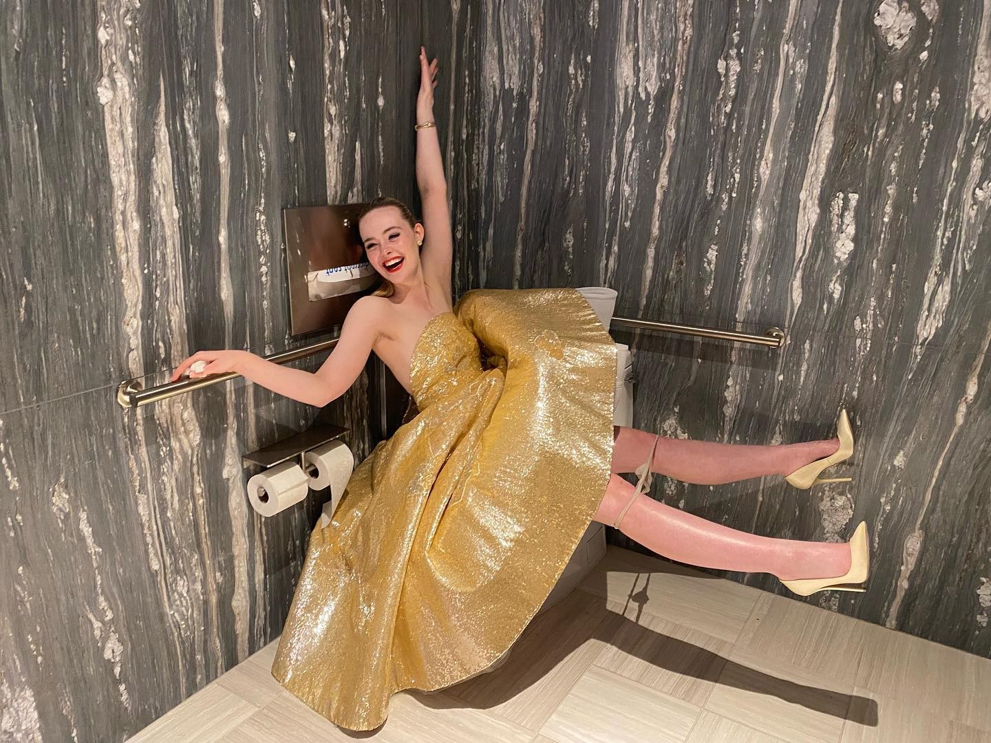 elle-fanning-hot-thefappening-cfd-18 Elle Fanning Hot In Toilet