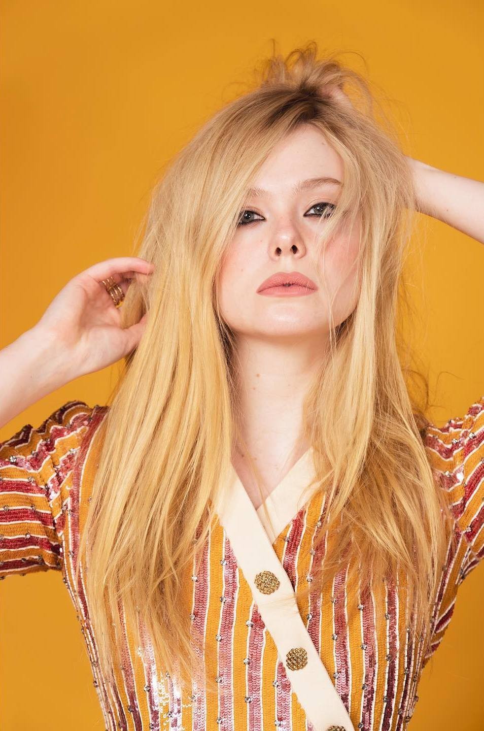 elle-fanning-sexy-at-sag-awards-thefappening-cfd-3 elle fanning sexy at sag awards thefappening cfd 3