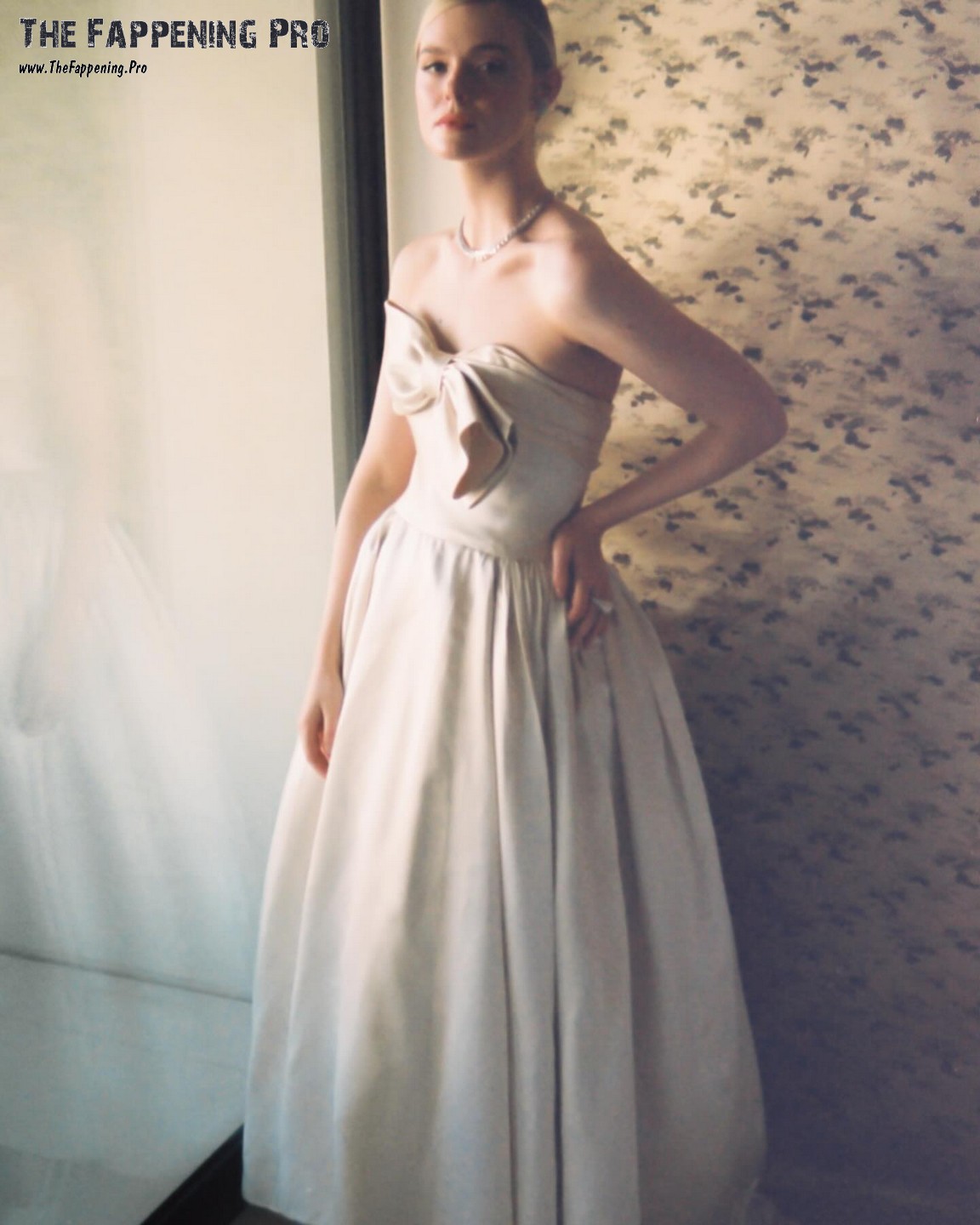 elle-fanning-sexy-dress-thefappening-cfd-3 elle fanning sexy dress thefappening cfd 3