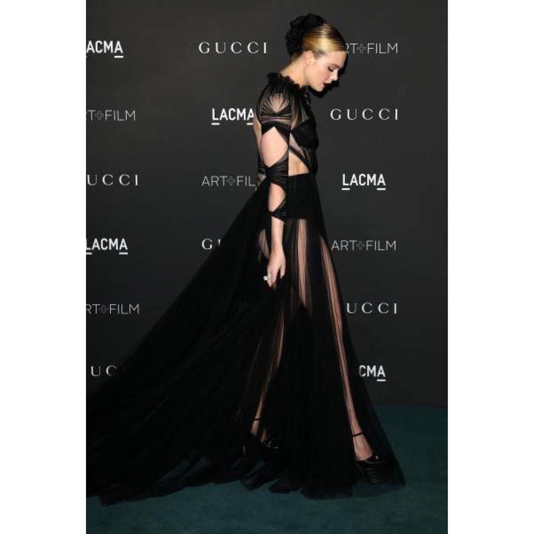 elle-fanning-showed-her-lingerie-in-a-see-through-dress-thefappening-cfd-10 Elle Fanning Sexy