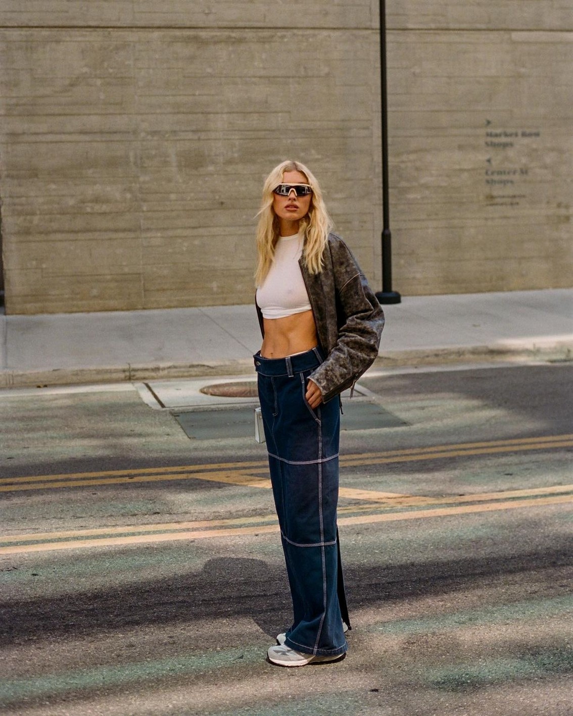 elsa-hosk-braless-thefappening-cfd-3 Elsa Hosk Feet