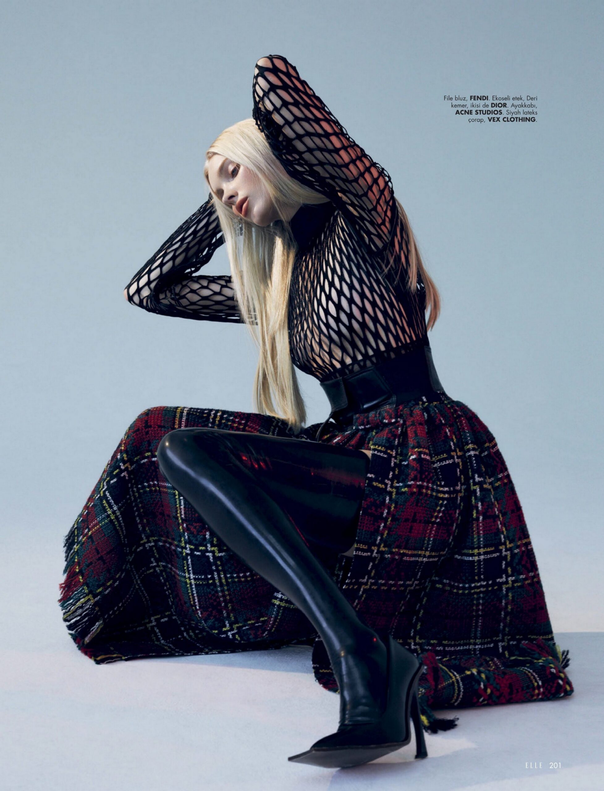 elsa-hosk-nude-sexy-21 elsa hosk nude sexy 21 scaled