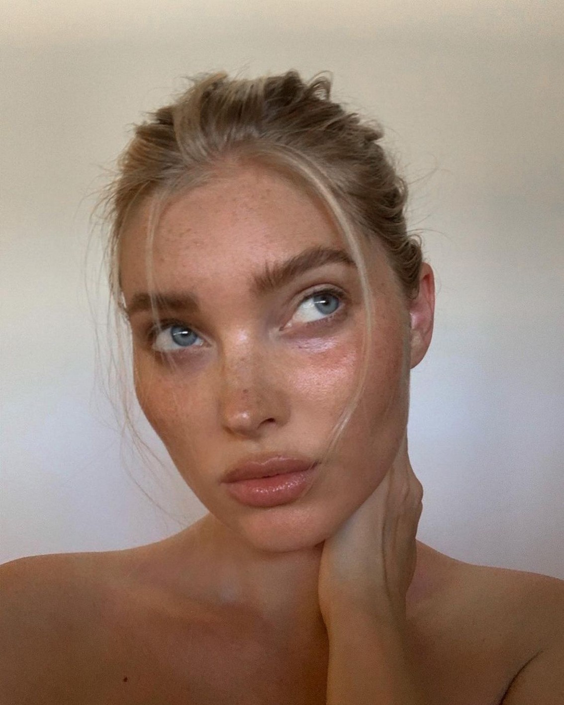 elsa-hosk-sexy-thefappening-pro-1-2 Elsa Hosk Sexy