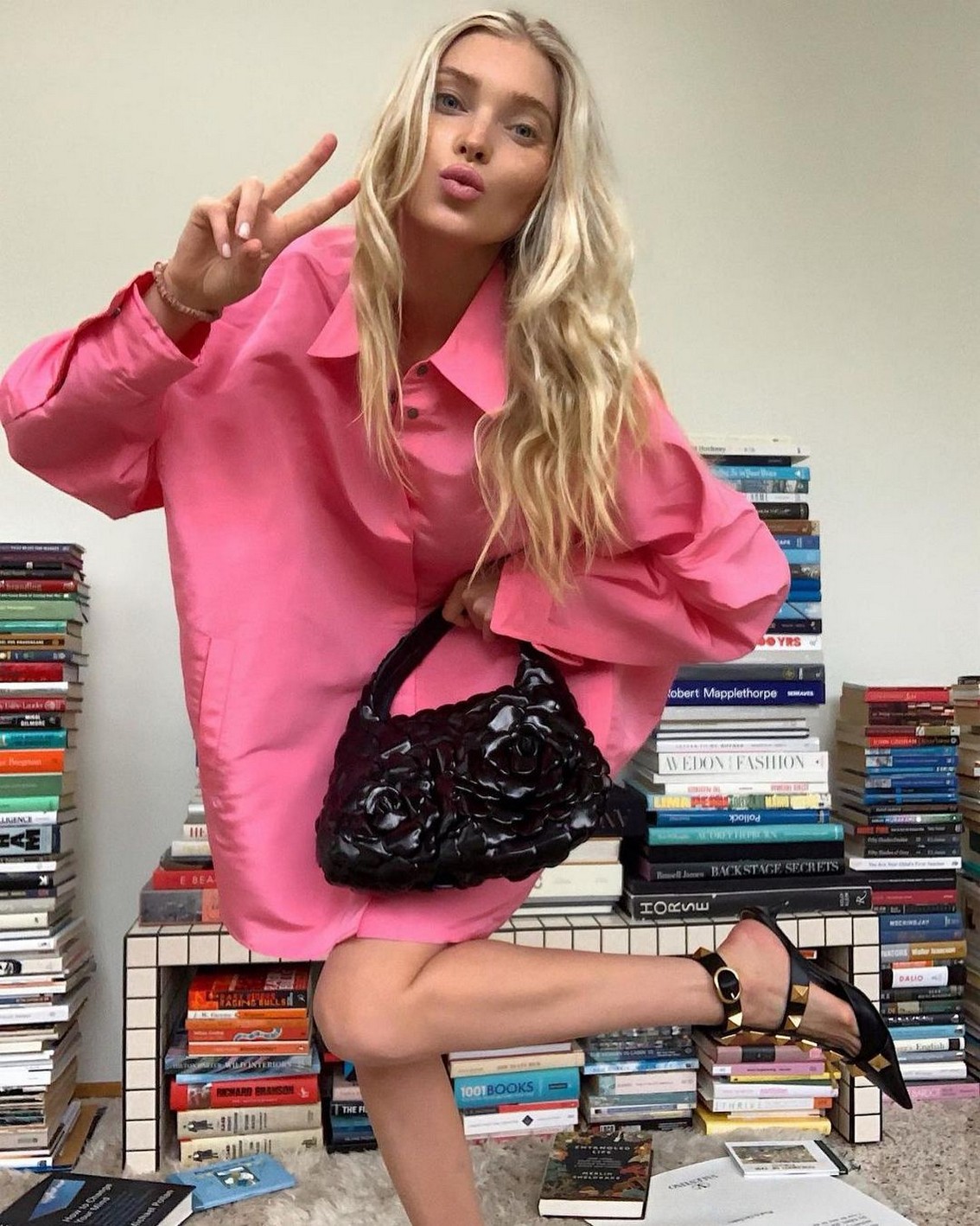 elsa-hosk-sexy-thefappening-pro-4-1 Elsa Hosk Sexy In Pink