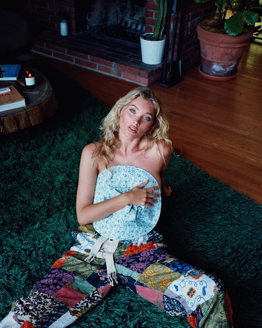 elsa-hosk-topless-4-month-pregnant-thefappeningpro-7 elsa hosk topless 4 month pregnant thefappeningpro 7