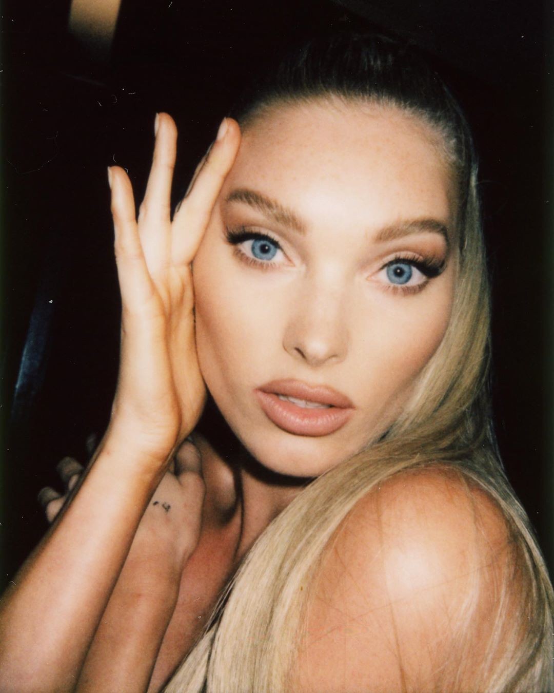 elsa-hosk-topless-8 elsa hosk topless 8