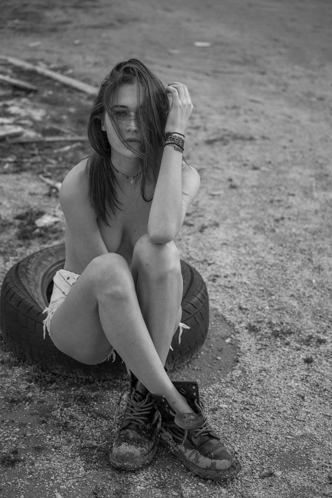 elsie-hewitt-nude-bw-2020-thefappeningpro-22 elsie hewitt nude bw 2020 thefappeningpro 22