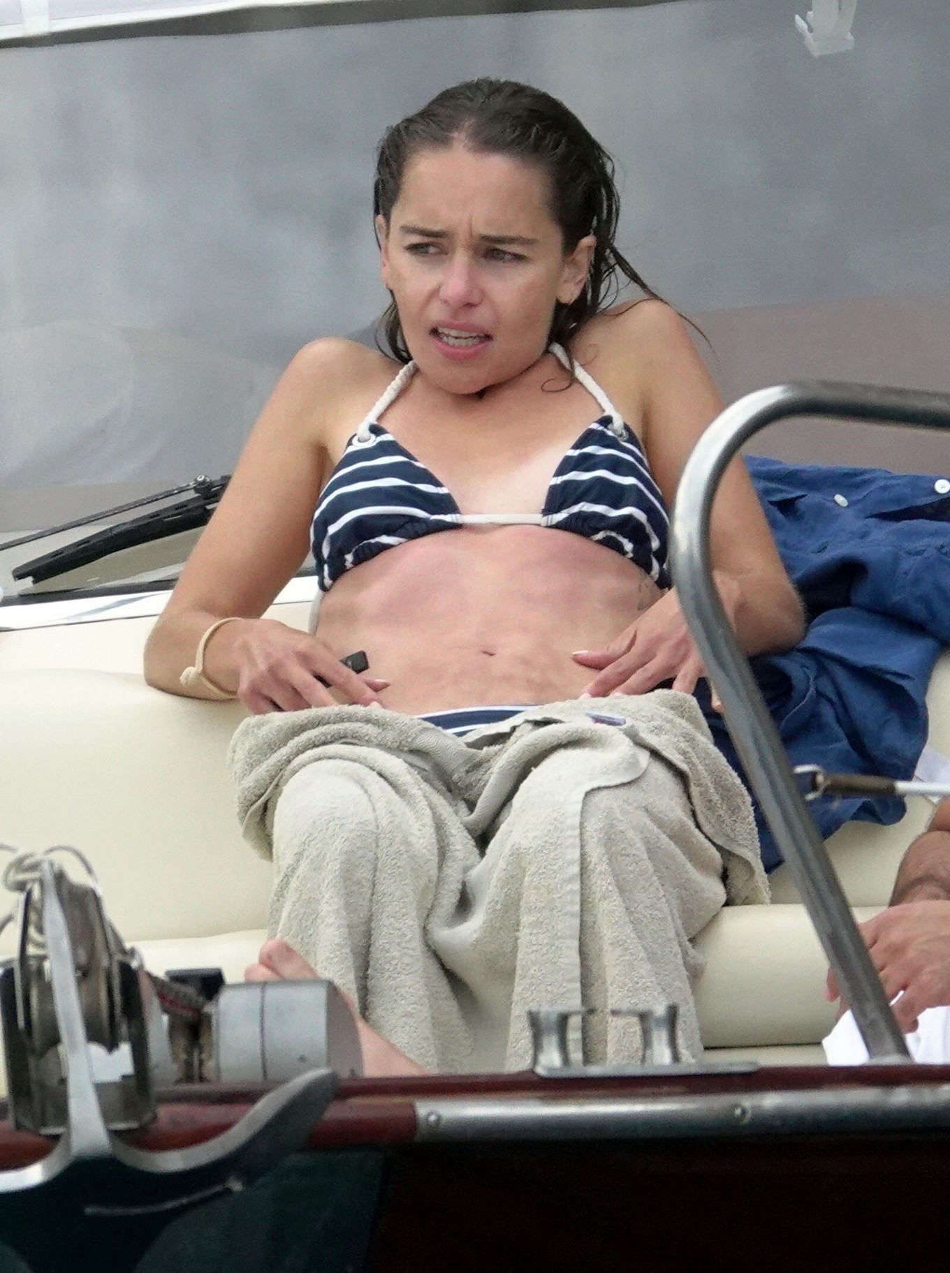 emilia-clarke-appears-haggard-in-a-bikini-on-vacation-in-italy-thefappening-cfd-4 emilia clarke appears haggard in a bikini on vacation in italy thefappening cfd 4