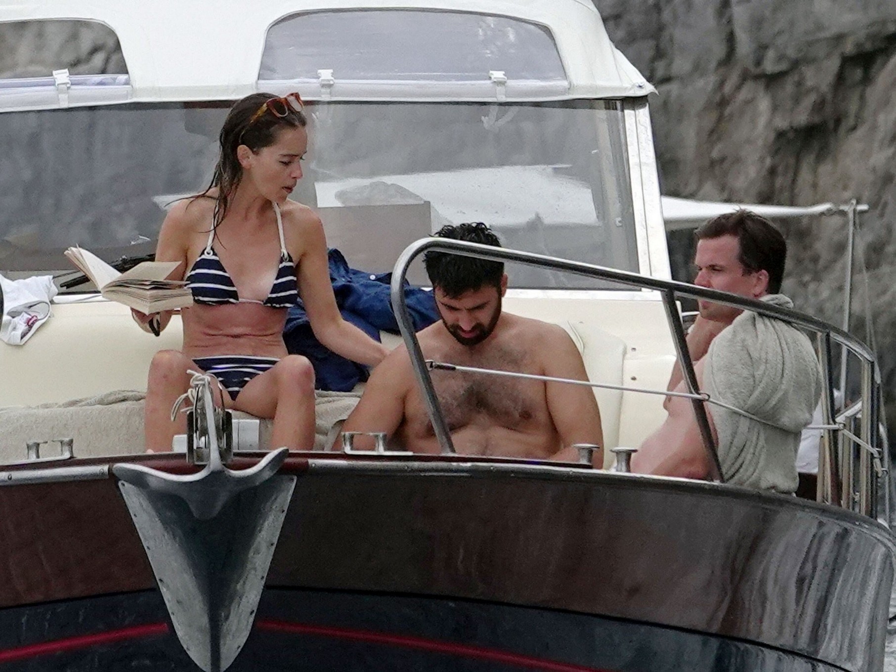emilia-clarke-appears-haggard-in-a-bikini-on-vacation-in-italy-thefappening-cfd-41 emilia clarke appears haggard in a bikini on vacation in italy thefappening cfd 41