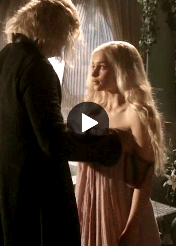 Emilia-Clarke-Naked-04