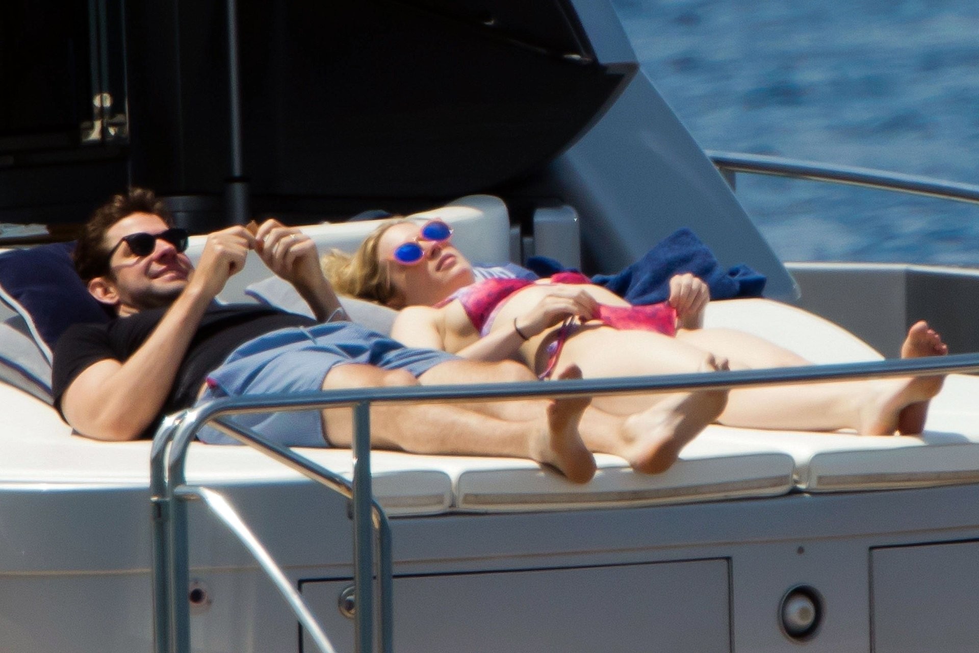 emily-blunt-bikini-thefappening-cfd-10 emily blunt bikini thefappening cfd 10