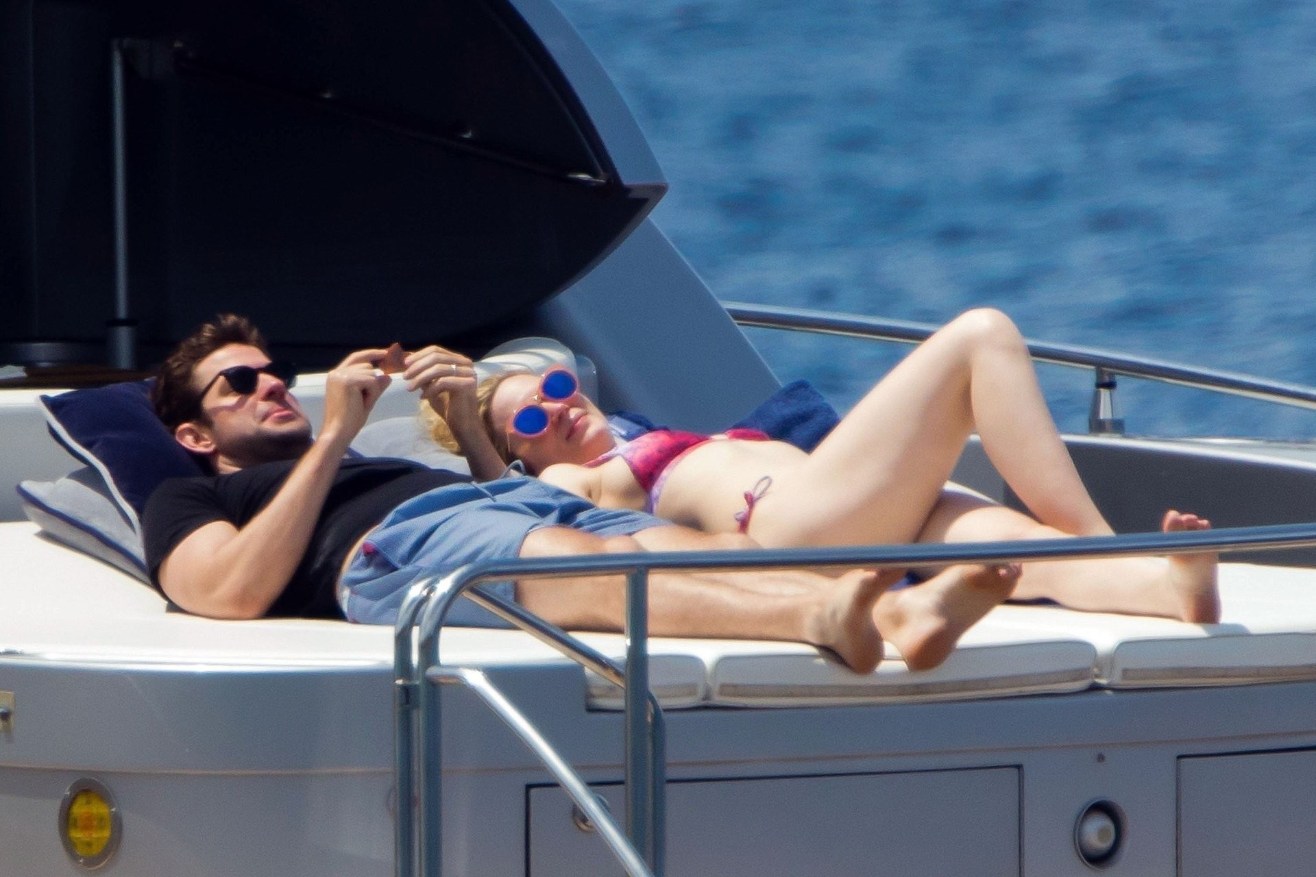 emily-blunt-bikini-thefappening-cfd-11 emily blunt bikini thefappening cfd 11
