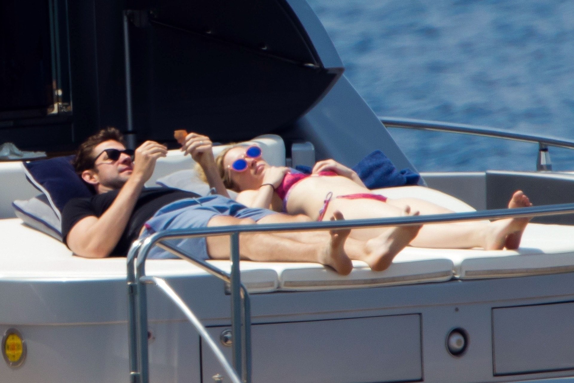 emily-blunt-bikini-thefappening-cfd-12 emily blunt bikini thefappening cfd 12
