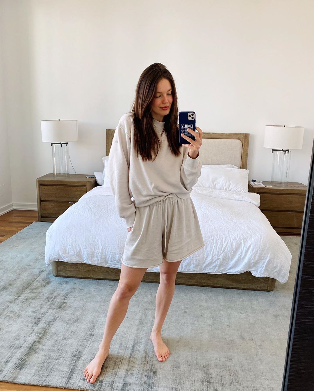 emily-didonato-sexy-on-self-isolation-thefappening-pro-4 Emily Didonato Hot Selfie