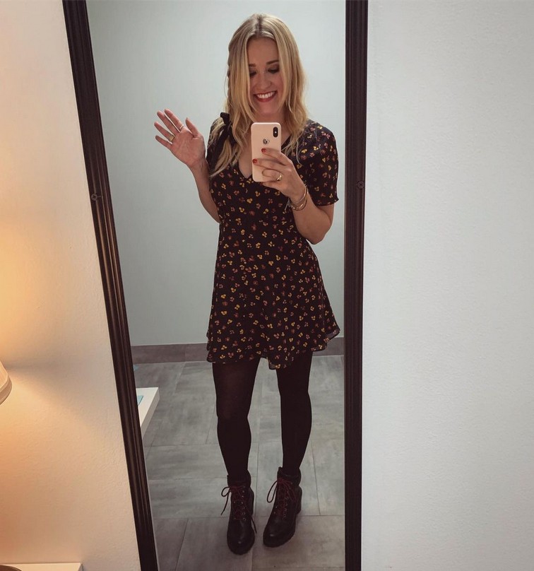 emily-osment-cute-blonde-on-selfie-thefappening-cfd-12 emily osment cute blonde on selfie thefappening cfd 12