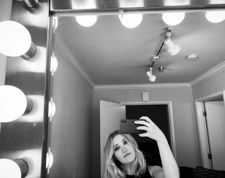 emily-osment-cute-blonde-on-selfie-thefappening-cfd-16 emily osment cute blonde on selfie thefappening cfd 16