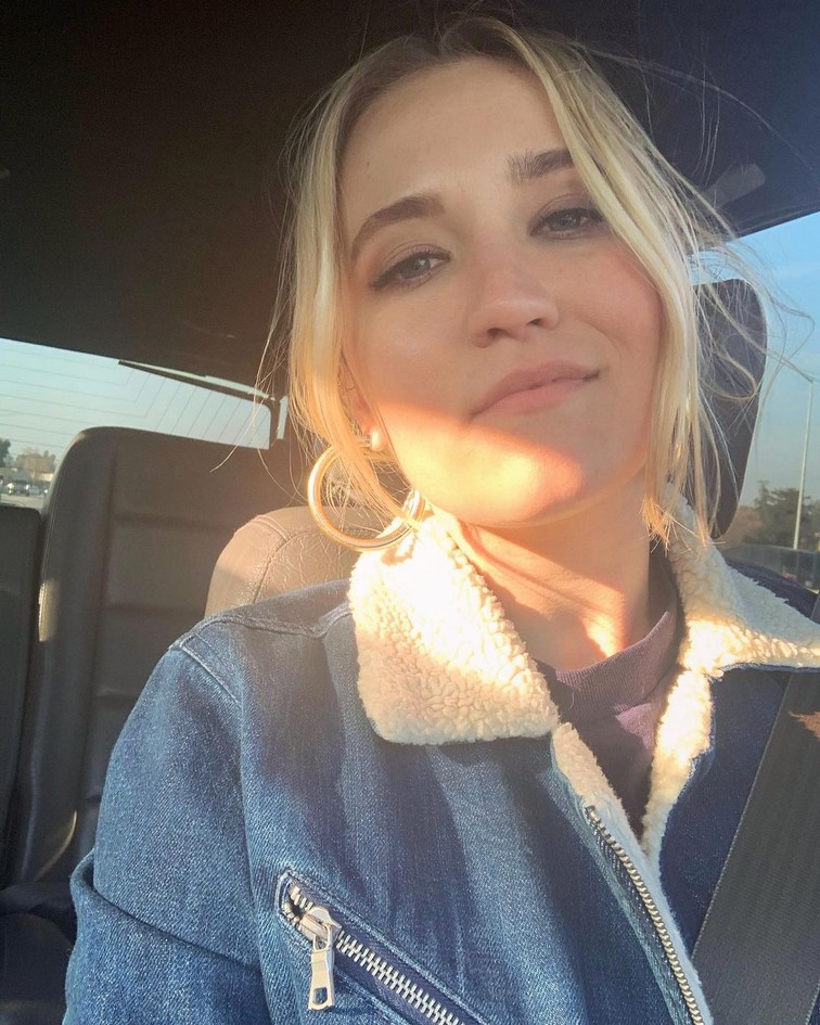 emily-osment-cute-blonde-on-selfie-thefappening-cfd-17 emily osment cute blonde on selfie thefappening cfd 17