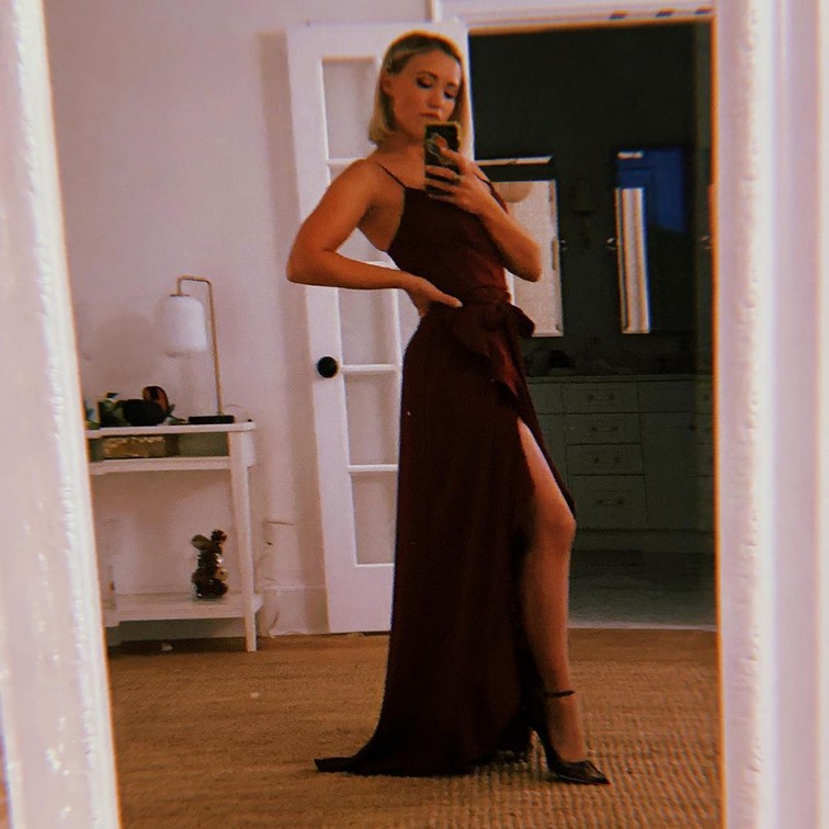 emily-osment-cute-blonde-on-selfie-thefappening-cfd-18 emily osment cute blonde on selfie thefappening cfd 18