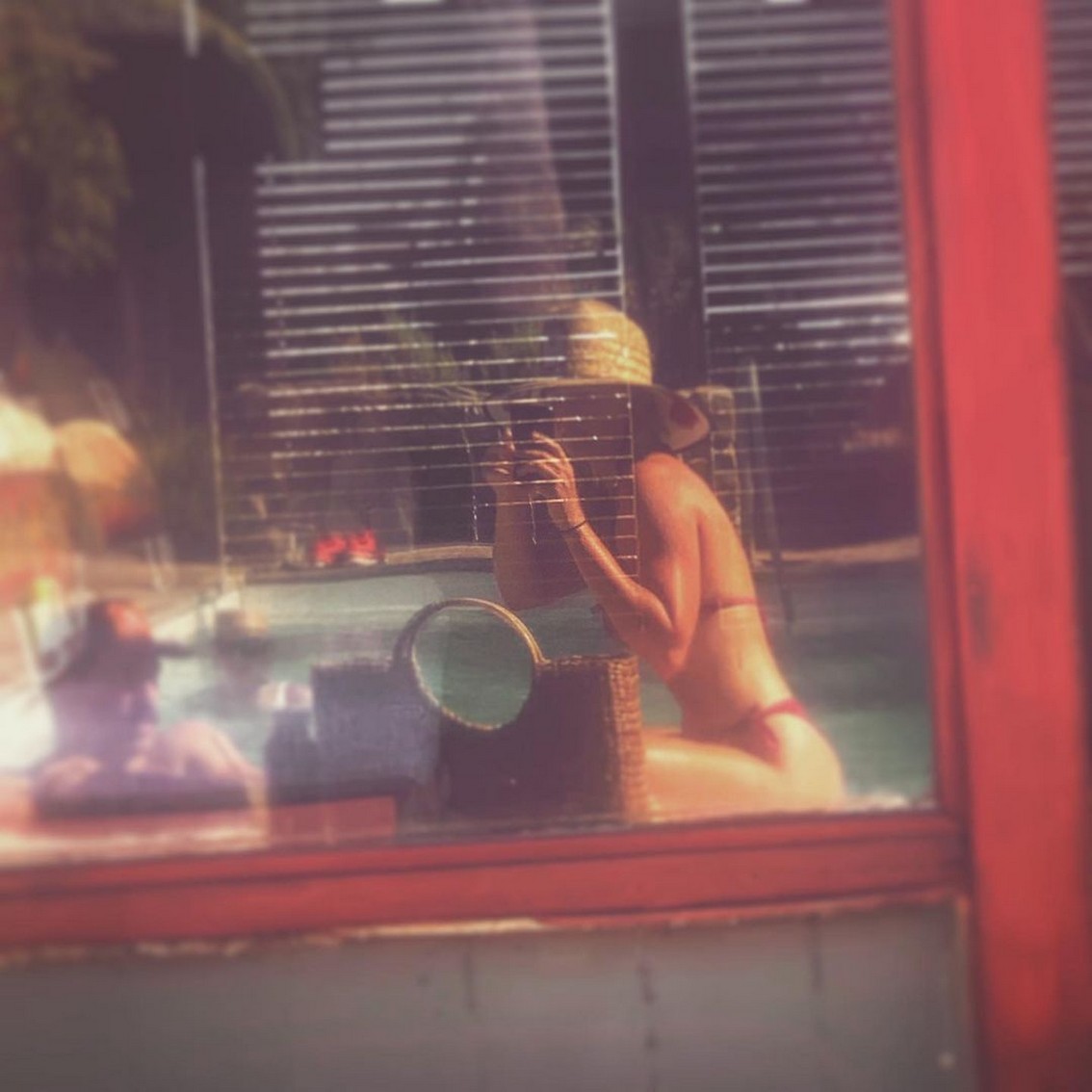 emily-osment-hot-in-a-bikini-thefappening-cfd-8 emily osment hot in a bikini thefappening cfd 8